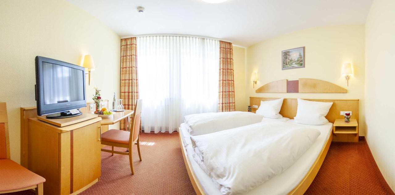 Hotel-Gasthof Krone Greding Zewnętrze zdjęcie